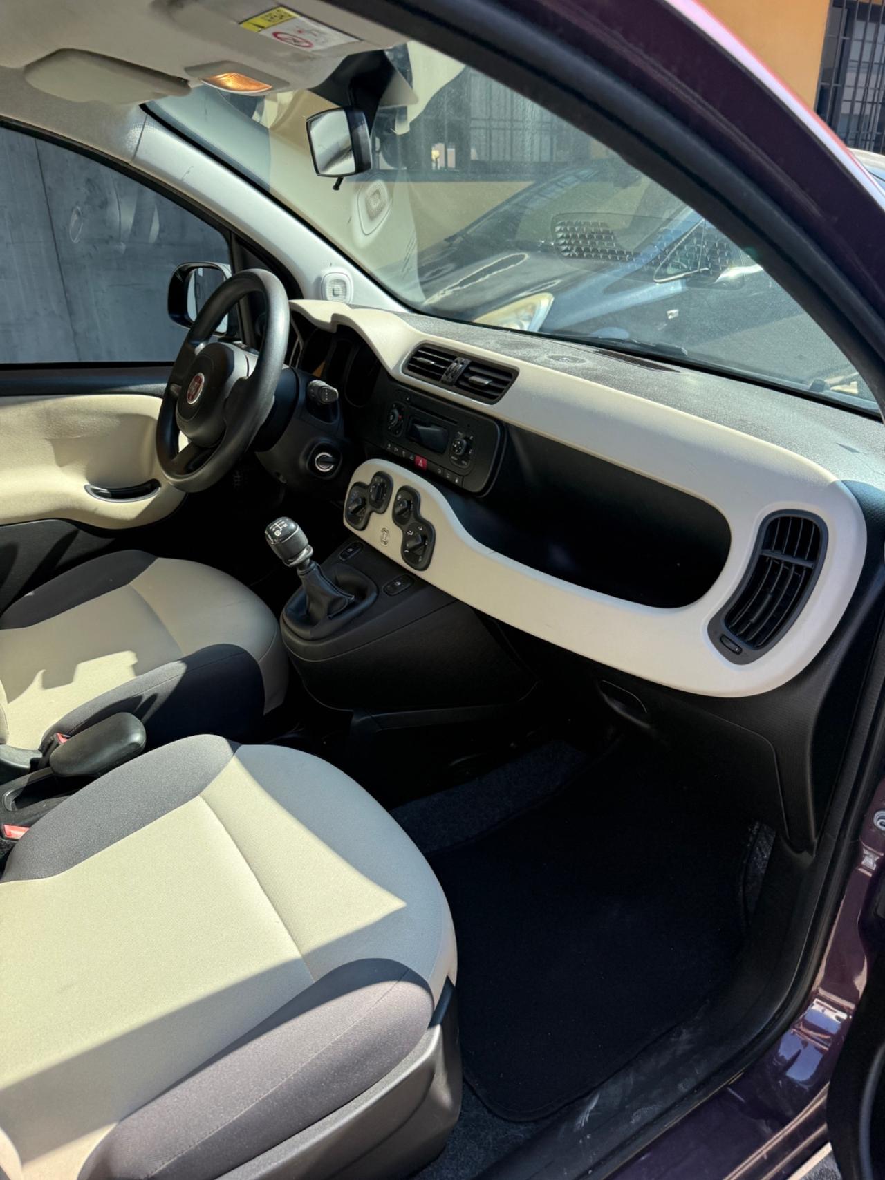 Fiat Panda 0.9 TwinAir Turbo Natural Power Lounge