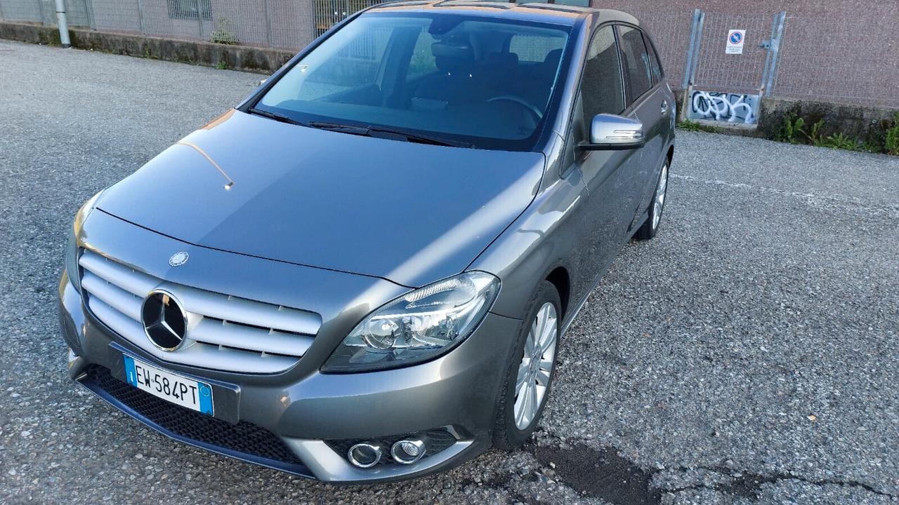 Mercedes-benz B 180 B 180 CDI Premium*18000km*Euro5b*