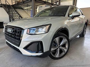 AUDI Q2 30 TFSI Business Advanced Cerchi 19"