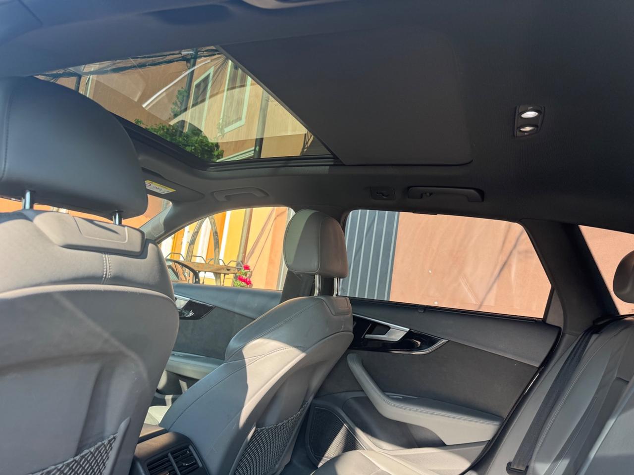 Audi A4 Avant 40 TDI quattro S tronic line edition