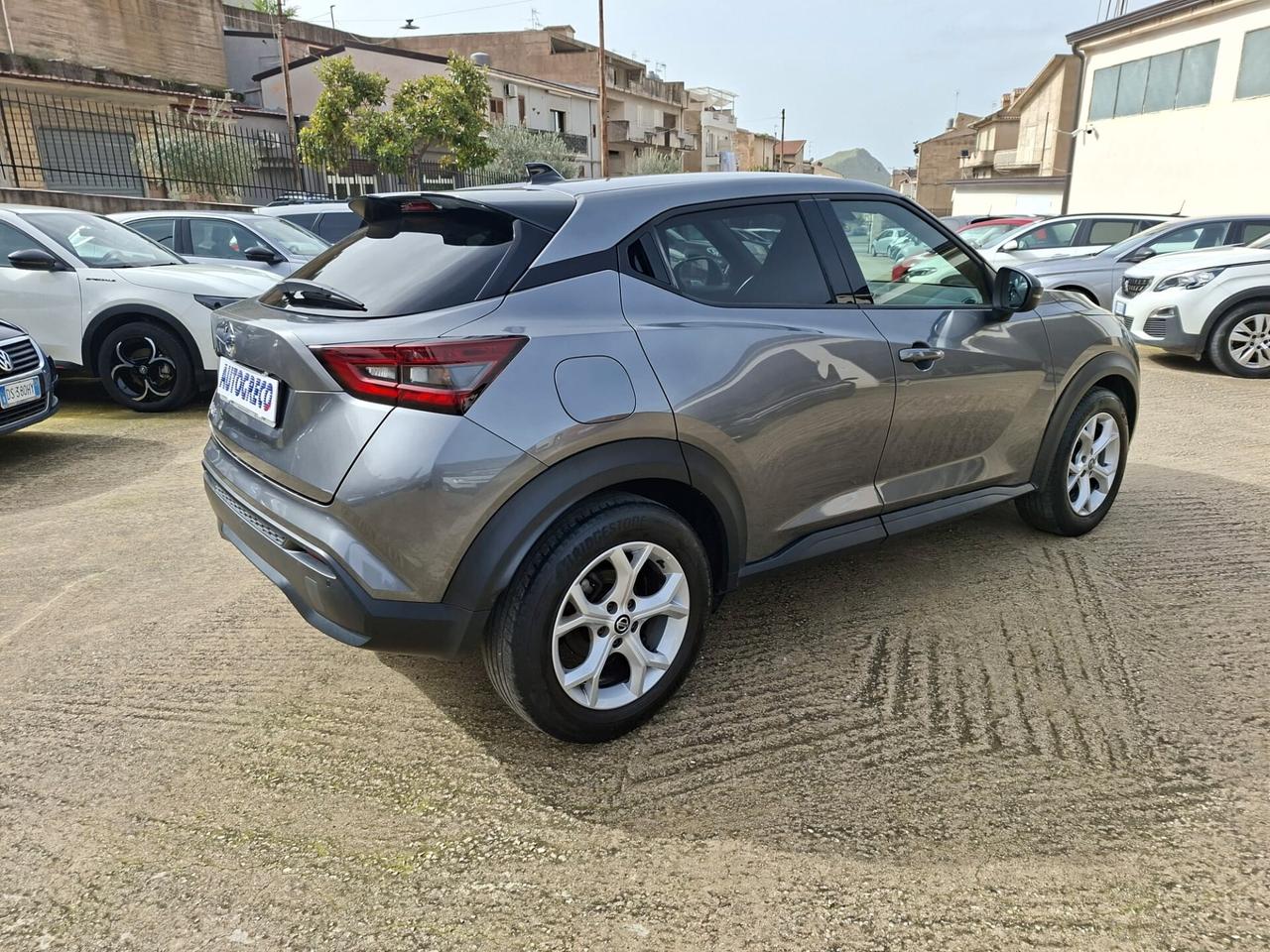 Nissan Juke 1.0 DIG-T 114 CV DCT N-Connecta