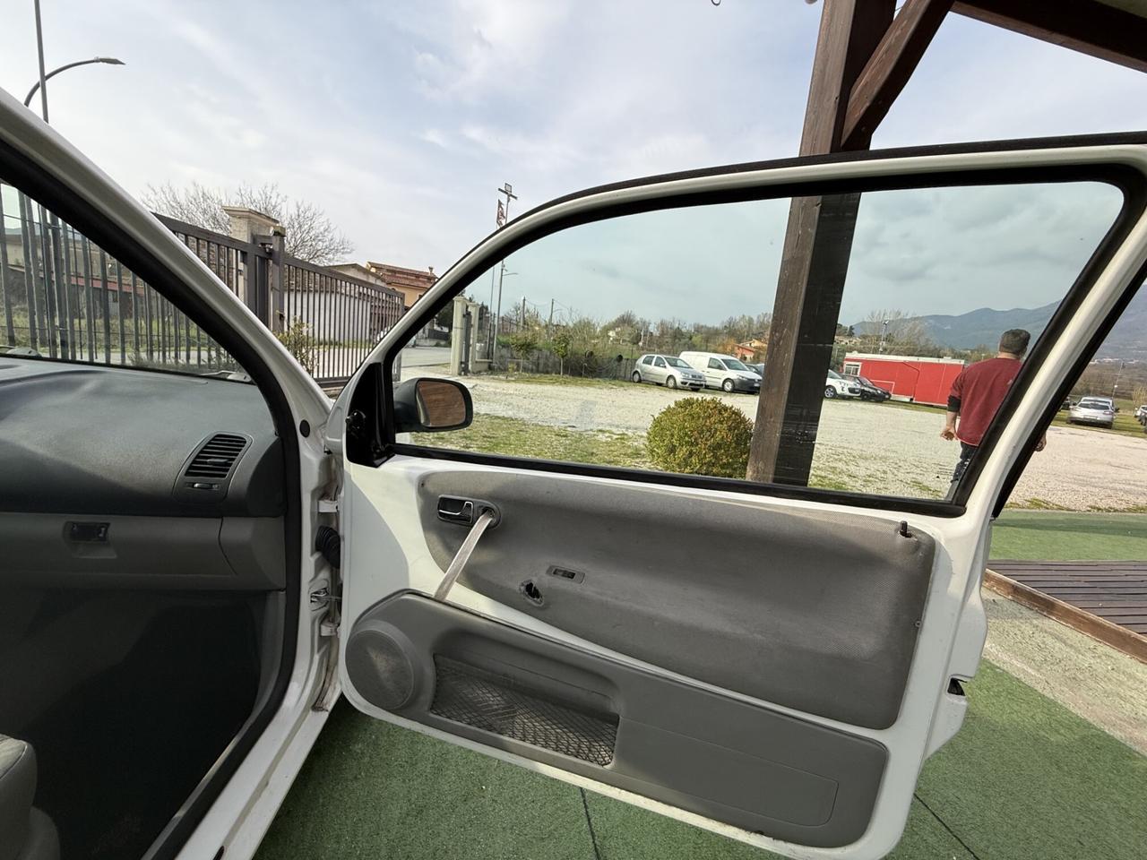 VW LUPO