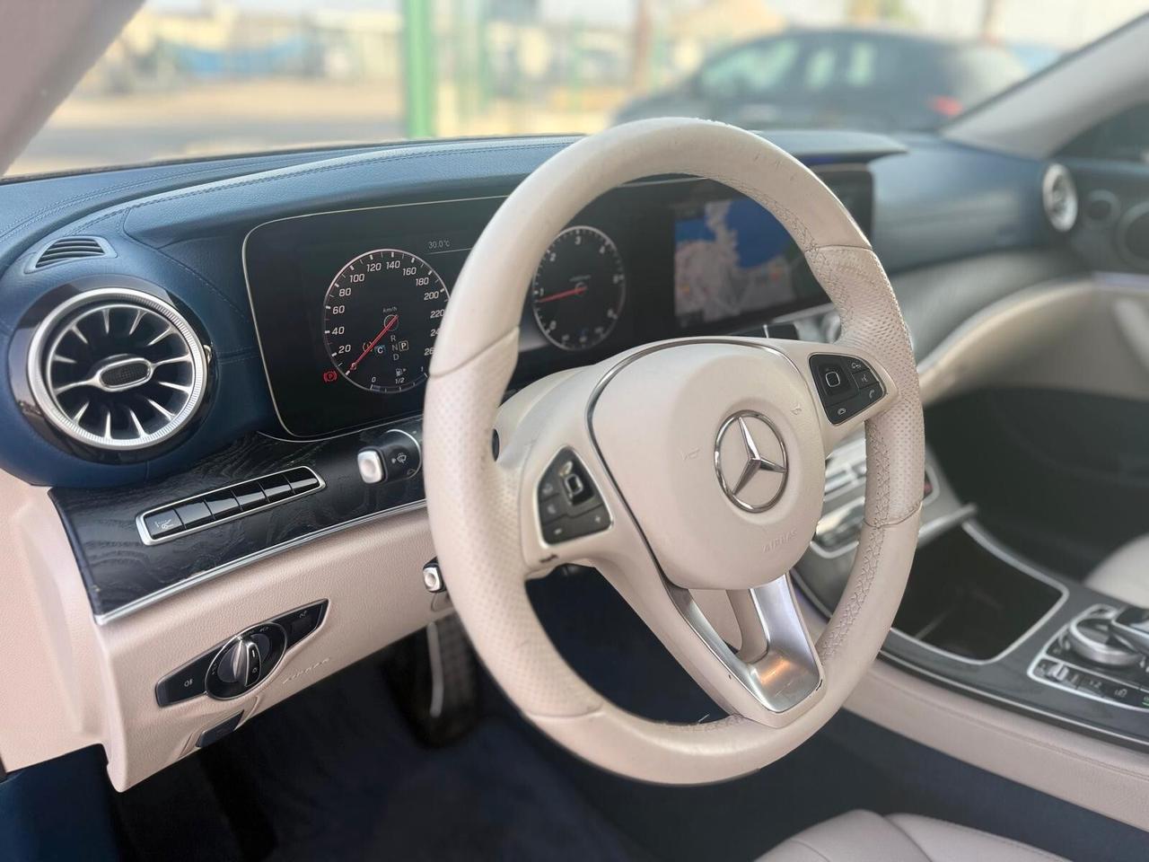 Mercedes-benz E 220 d Auto Business Sport