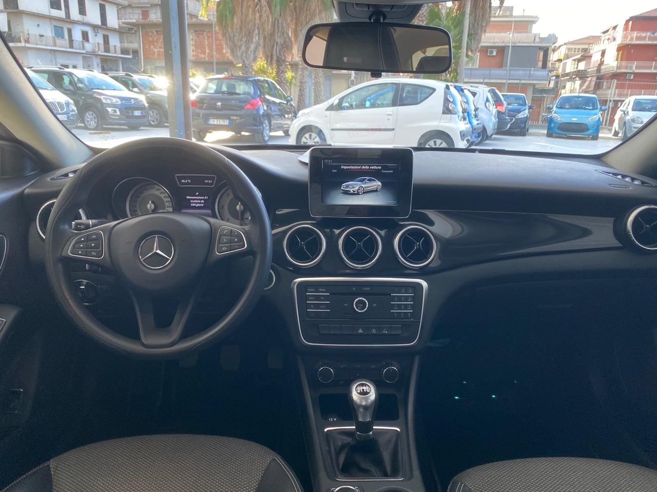 Mercedes-benz CLA 180 d Business