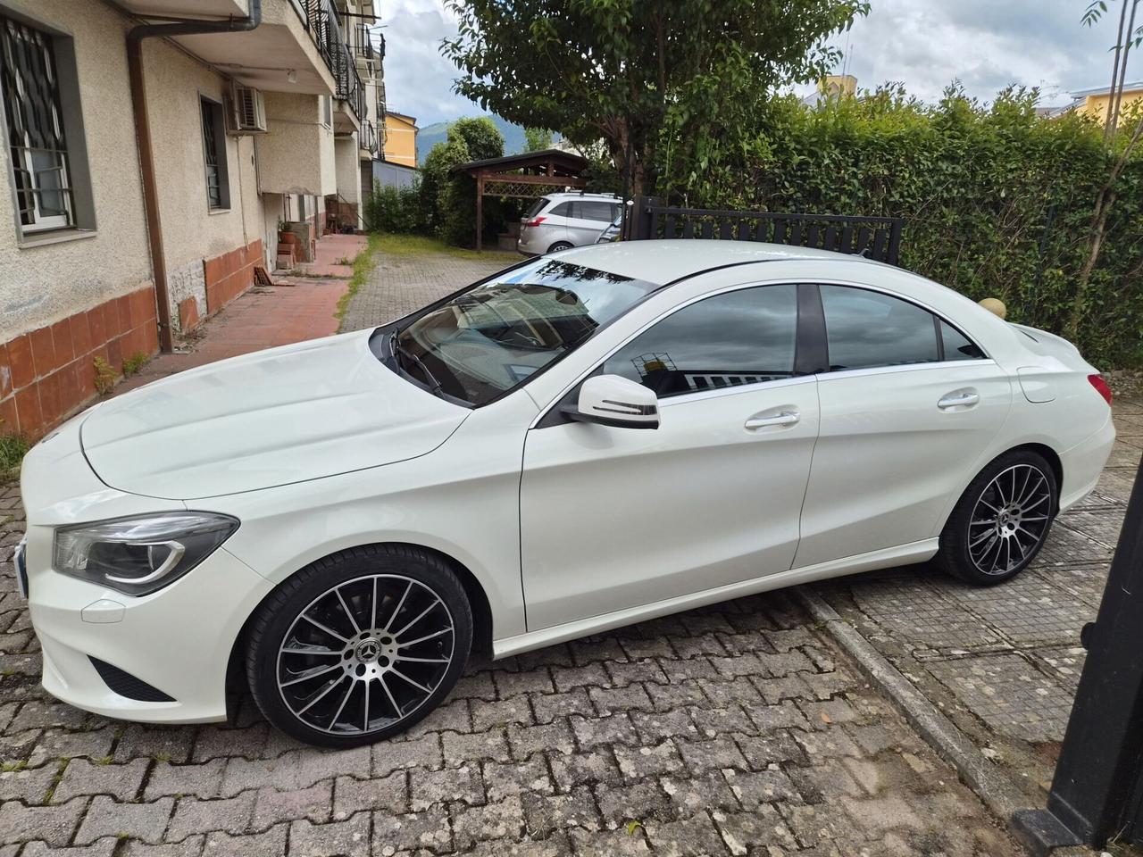 Mercedes-benz CLA 200 CDI Premium MANUALE