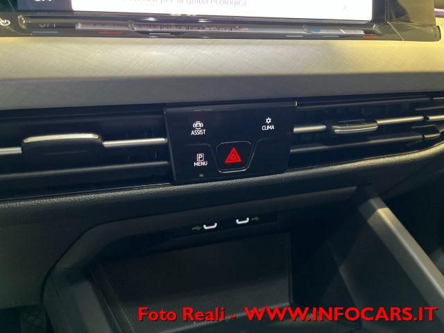 VOLKSWAGEN Golf 1.0 eTSI MHEV EVO DSG Life PROMO !!
