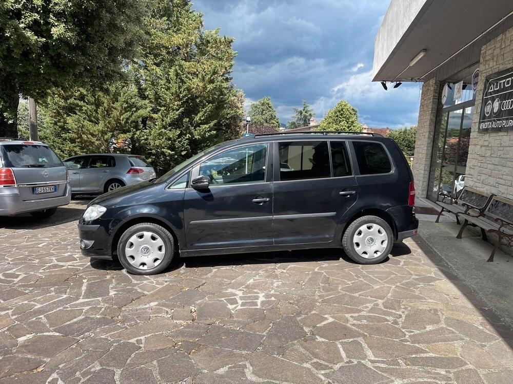 Volkswagen Touran 1.4 16V TSI 150CV Trendline Ecofuel 7 POSTI
