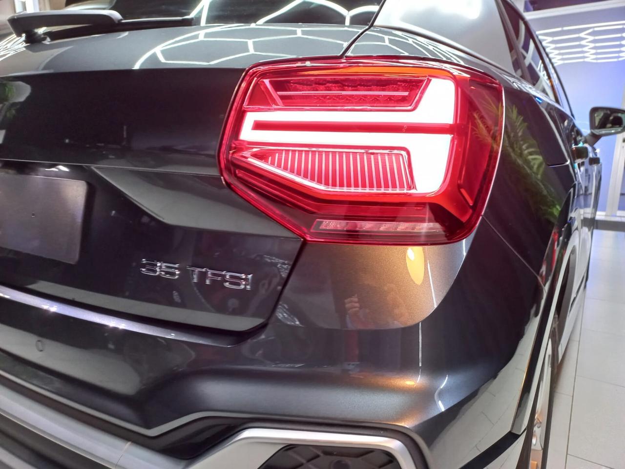 Audi Q2 35 TFSI S line Edition