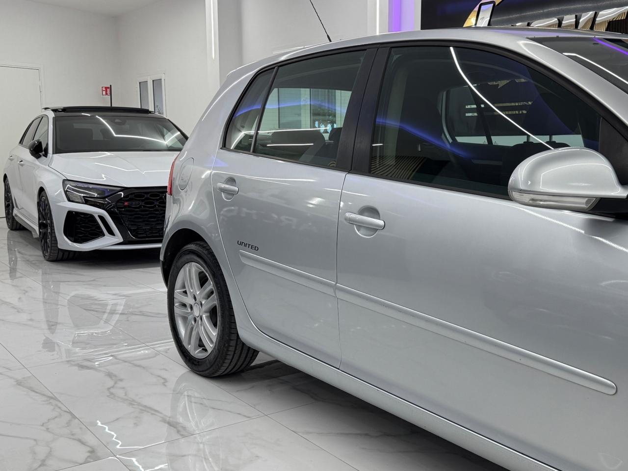 Volkswagen Golf 1.6 Comfortline