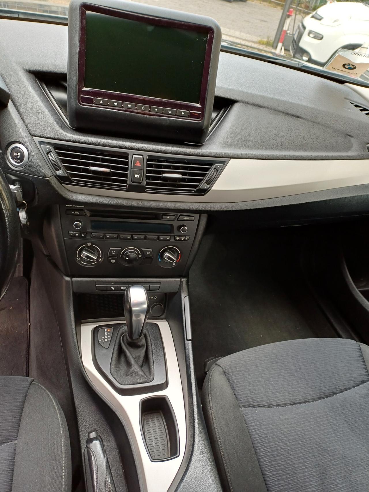 Bmw X1 sDrive18i X Line