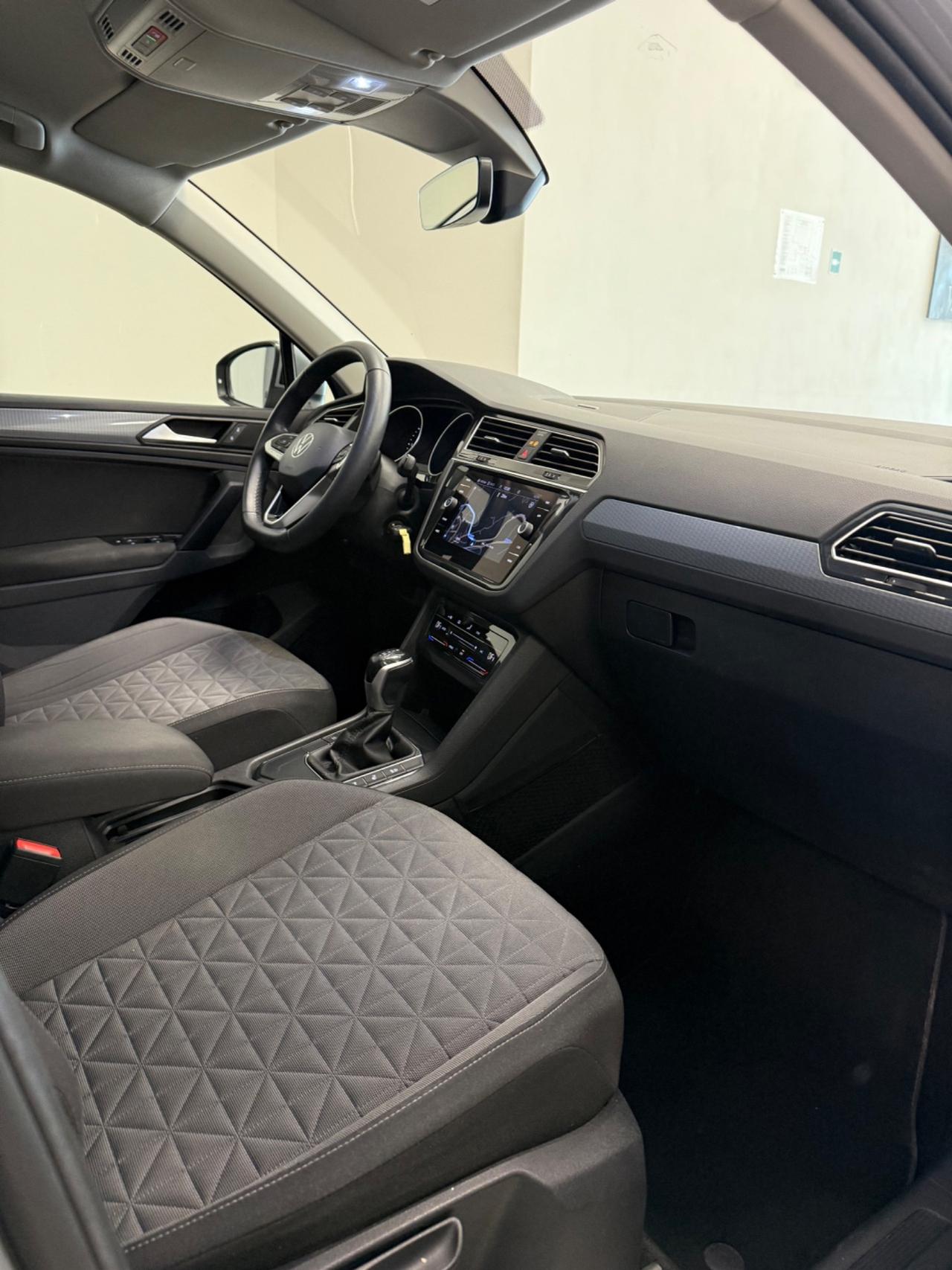 Volkswagen Tiguan 2.0 TDI 150 CV SCR DSG Elegance