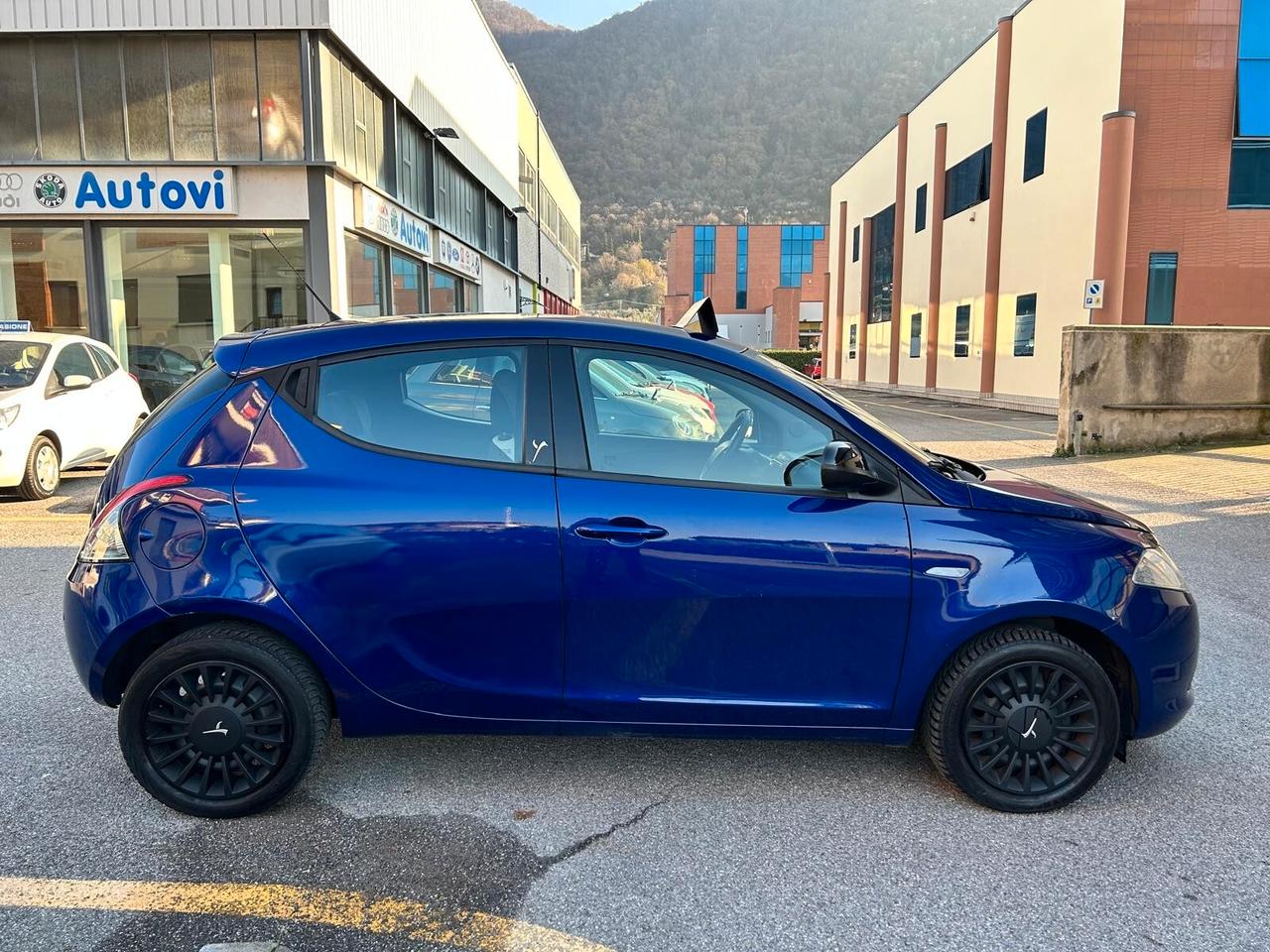 Lancia Ypsilon 1.2 69 CV 5 porte Elefantino *OK NEOPATENTATI*