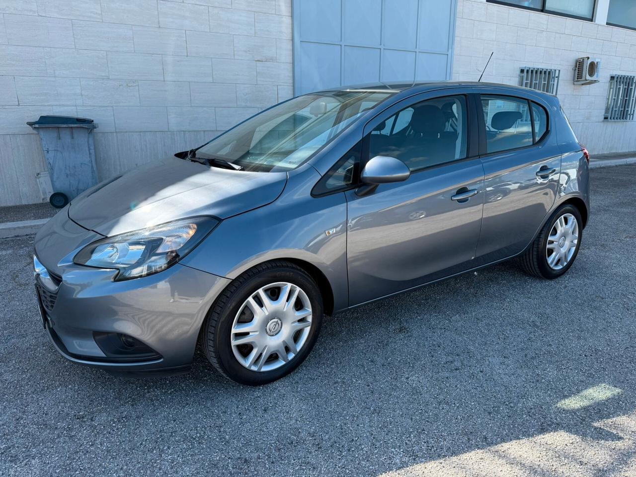 Opel Corsa 1.2 Advance 70 CV 5/P