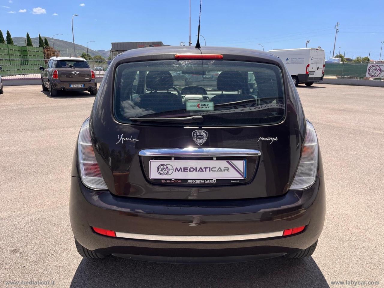 LANCIA Ypsilon 1.3 MJT 75 CV Argento