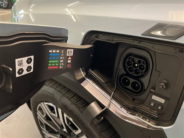 RENAULT Other Renault 4 E-Tech Iconic comfort range 150cv