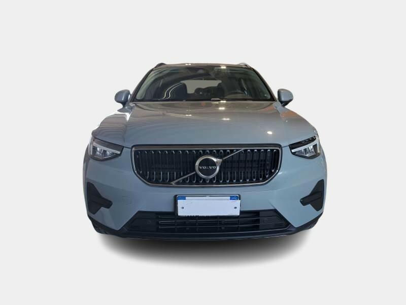 VOLVO XC40 T2 AUTOMATICO ESSENTIAL SUV