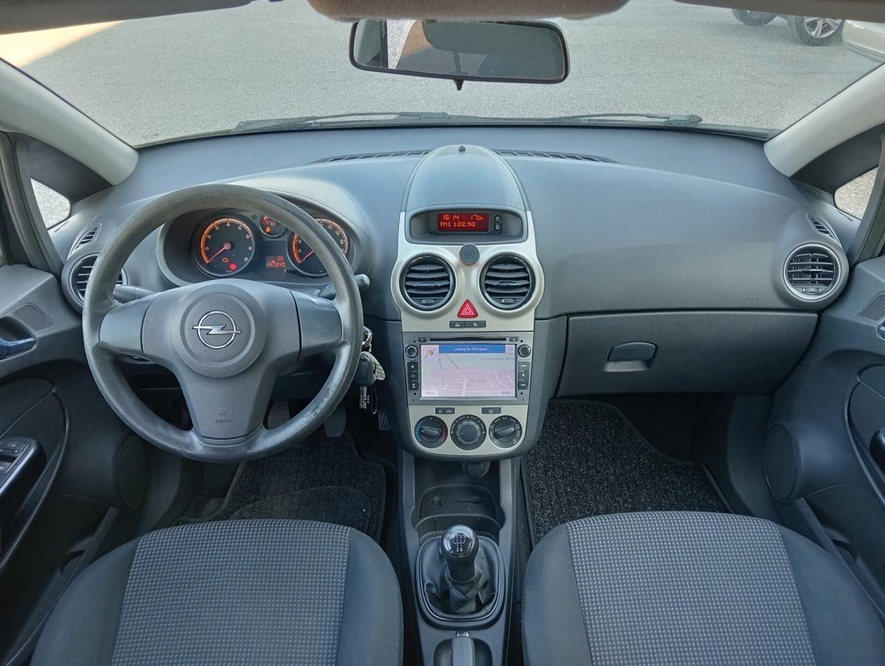 Opel Corsa 1.0 12V 65cv 5 porte OK NEOPATENTATI