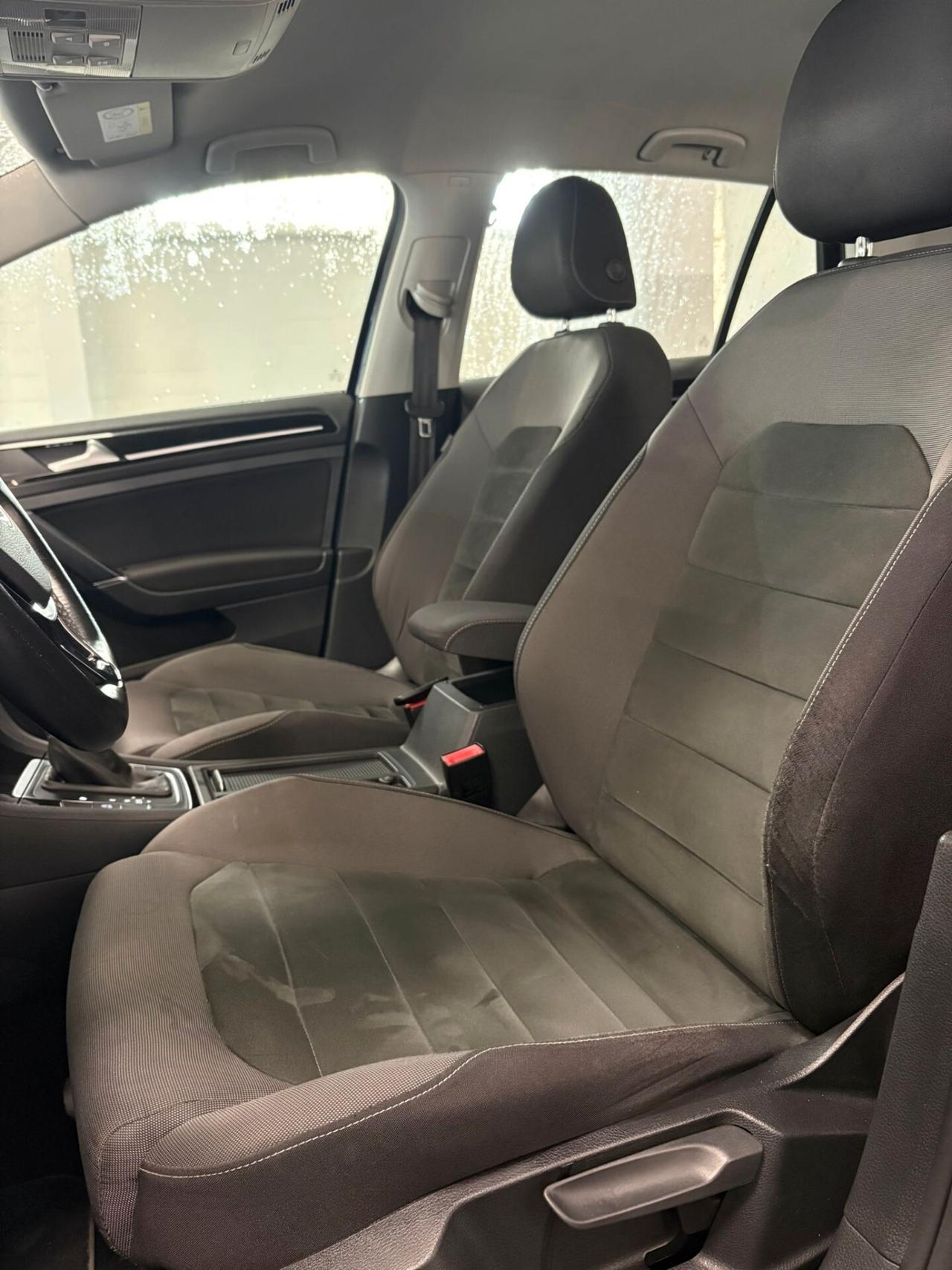 Volkswagen Golf 2.0 TDI 5p. Executive BlueMotion Technology