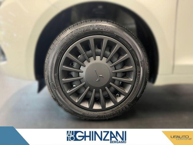 Lancia Ypsilon 1.0 FireFly 5 porte S&S Hybrid Silver
