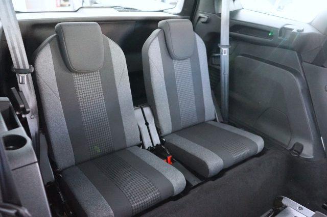 PEUGEOT 5008 BlueHDi 130 S&S EAT8 Active Business 7 Posti