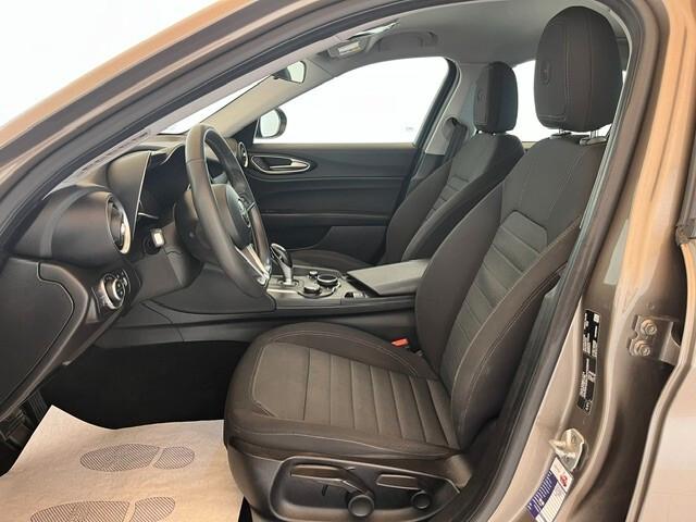 Alfa Romeo Giulia 2.2 t Business 150cv auto