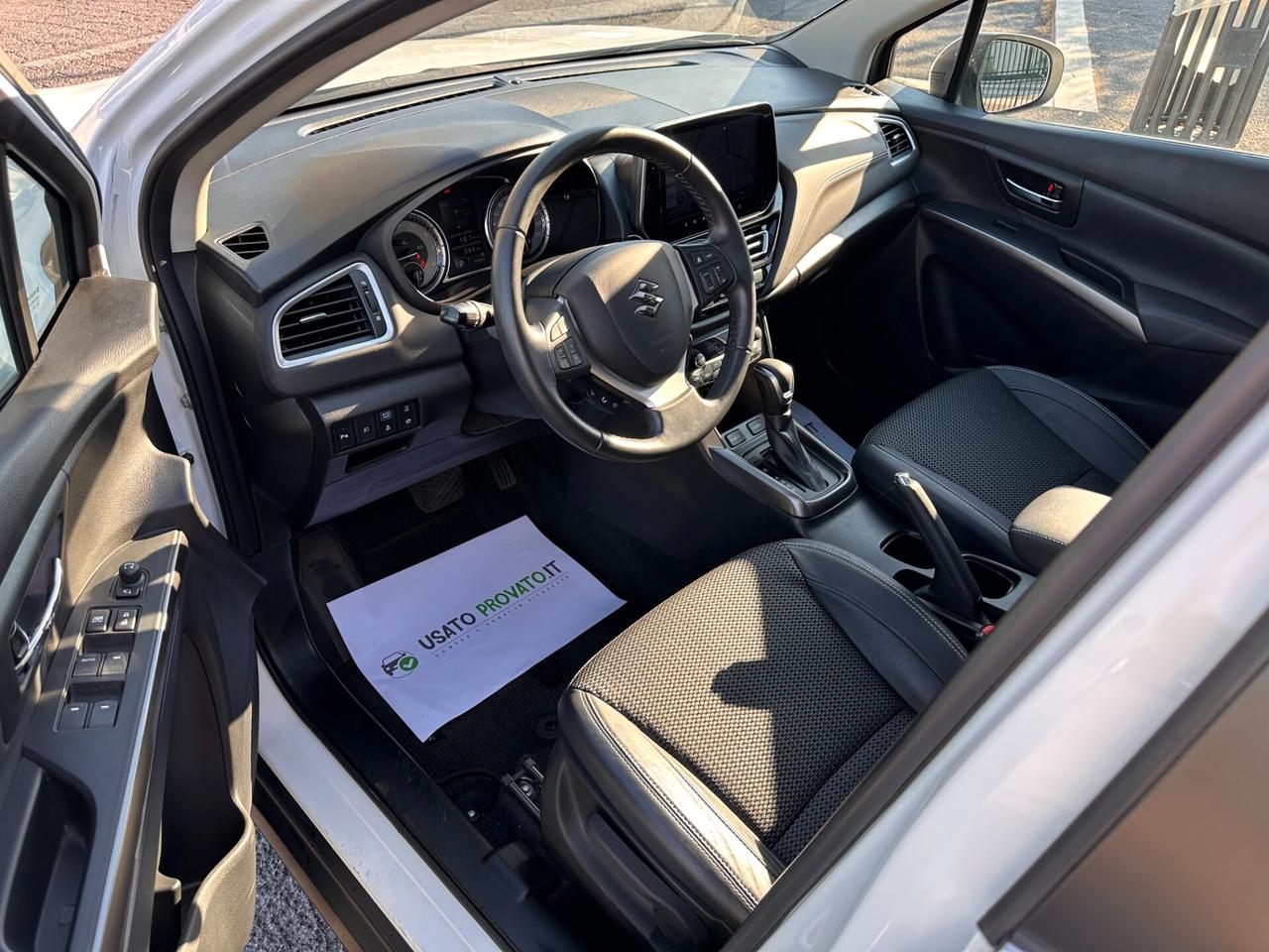 Suzuki S-Cross 1.5 140V FULL Hybrid TETTO