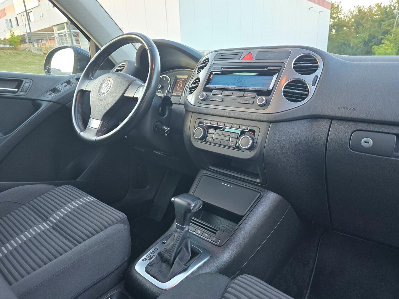 Volkswagen Tiguan 2.0 TDI DPF 4MOTION DSG R-Line