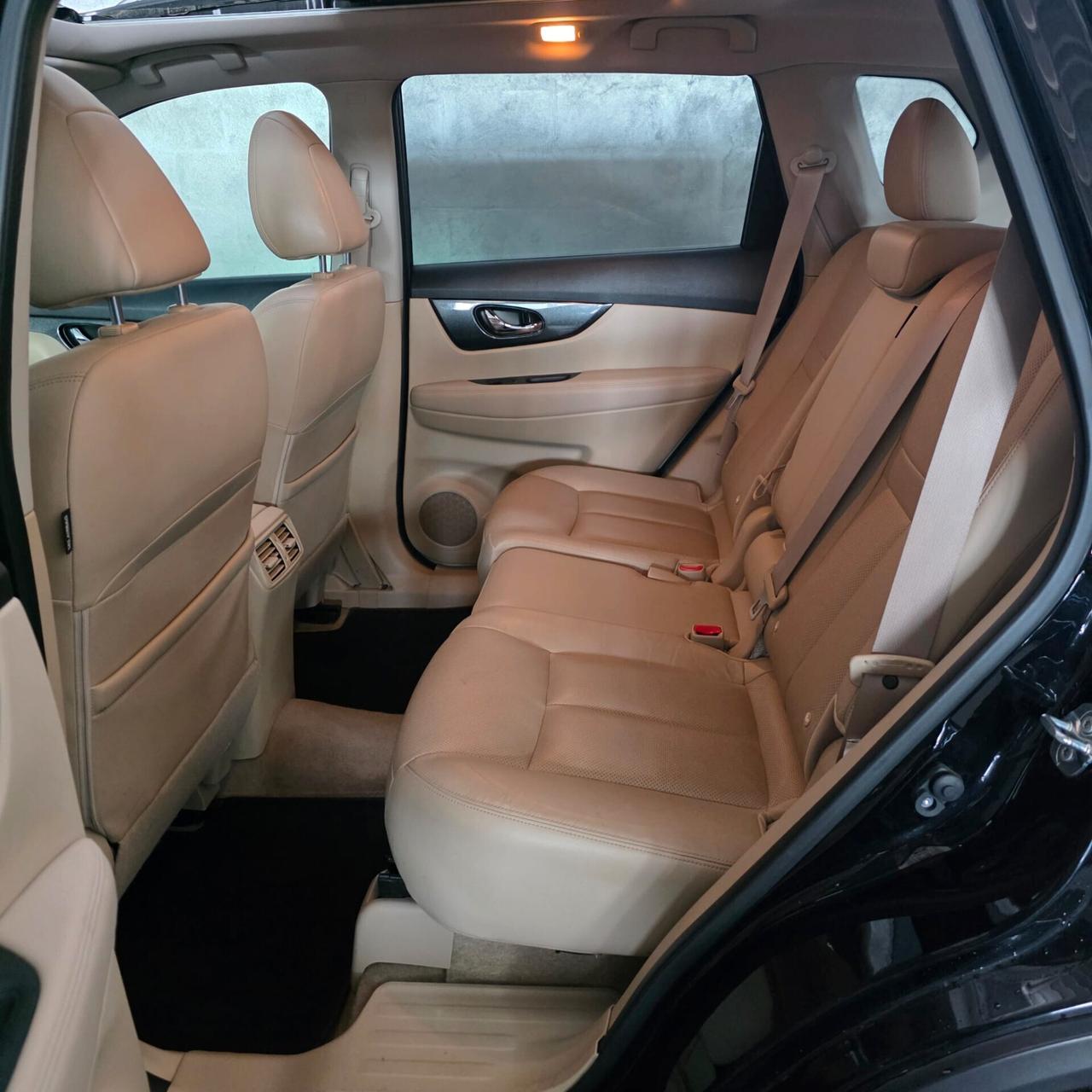 Nissan X-Trail 1.6 dCi 2WD Tekna