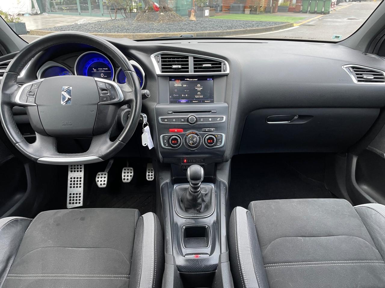 Ds DS4 4 Crossback BlueHDi 120 S&S Sport Chic