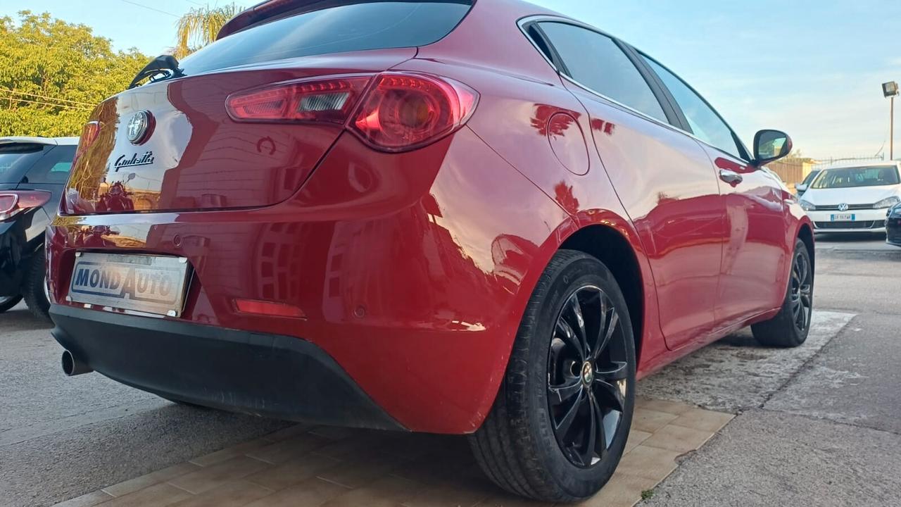 Alfa Romeo Giulietta 1.6 JTDm-2 105 CV Distinctive 2013 ROSSA COME NUOVA