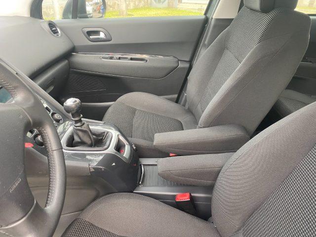 PEUGEOT 5008 1.6 HDi 115CV Business 7 posti