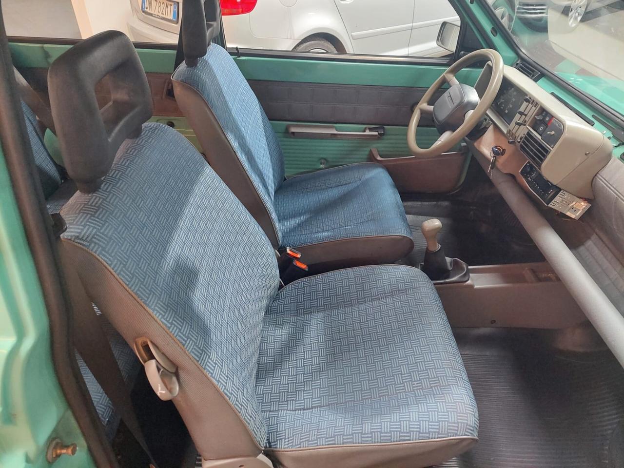 Fiat Panda 900 i.e. cat Young