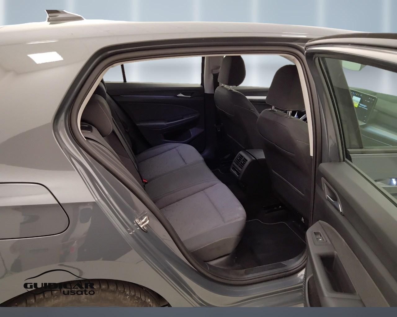 VOLKSWAGEN Golf VIII 2024 - Golf 2.0 tdi Life 115cv