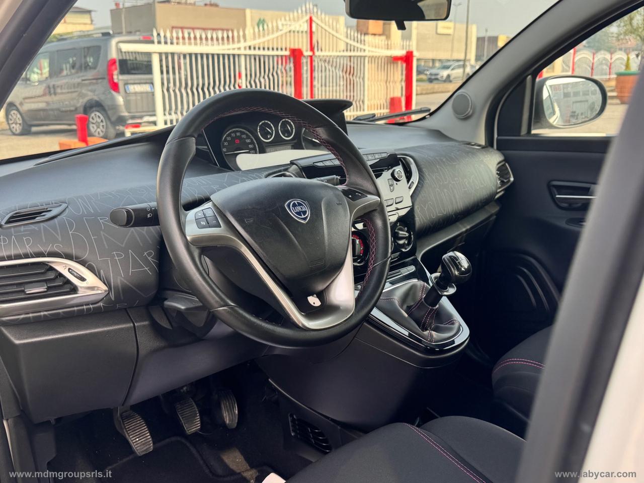 LANCIA Ypsilon 0.9 T.Air 85CV 5p.Met.Ec.Elef.