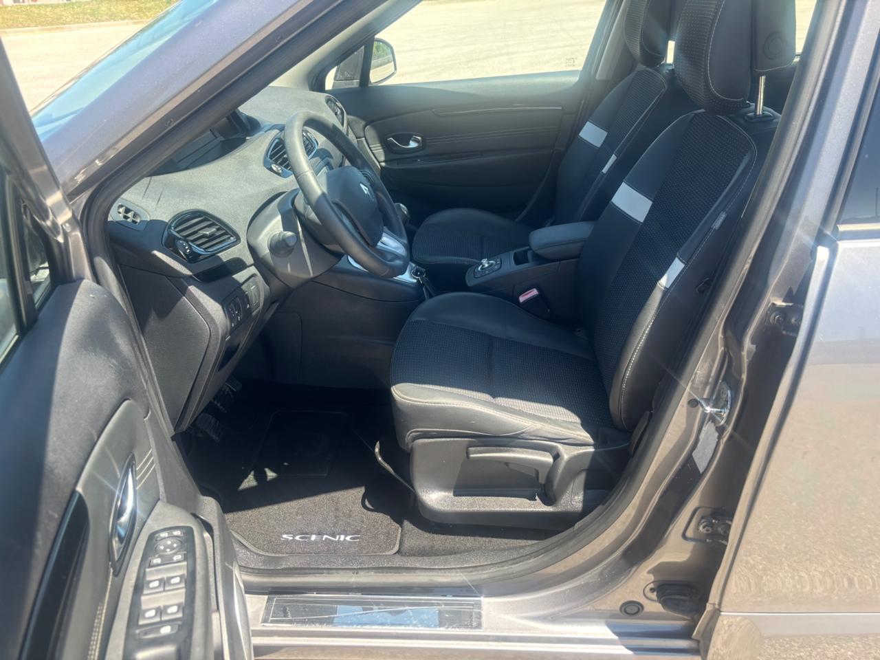 Renault Scenic Scénic X-Mod 1.5 dCi 110CV Dynamique