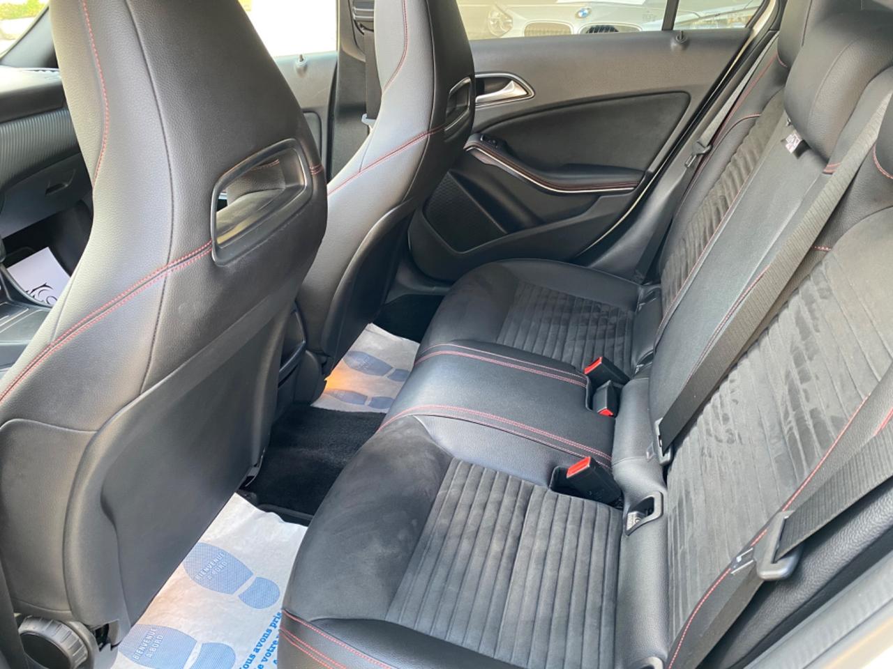 Mercedes-benz A 200 d Automatic Premium AMG