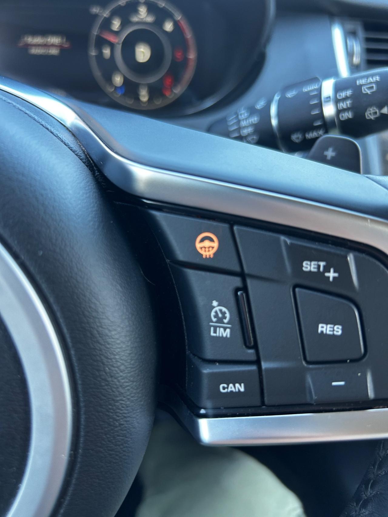 Jaguar E-Pace 2.0D 240 CV AWD aut. R-Dynamic HSE