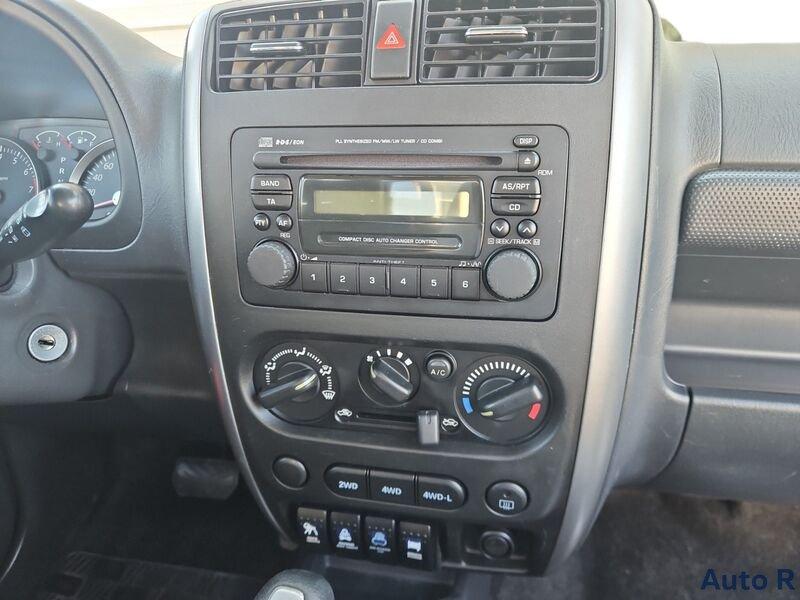 Suzuki Jimny Jimny 1.3 16v Special 4wd