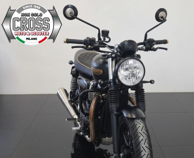TRIUMPH Street Twin 900 GOLD LINE