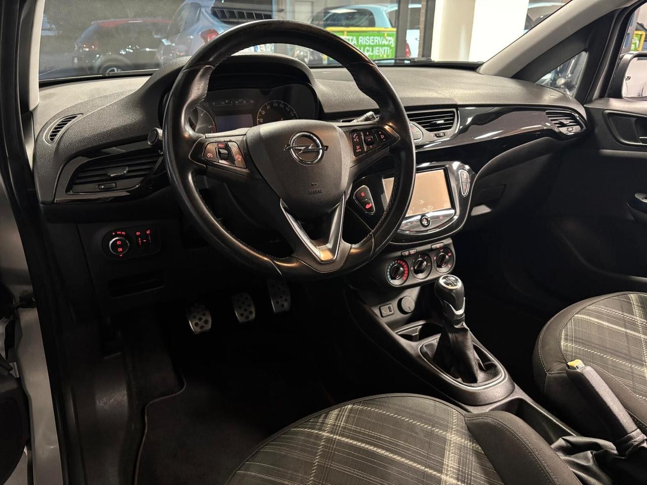 OPEL CORSA ANNO 2015 DS 1.3 MULTIJET ADATTA NEOPATENTATI KM 193 MILA