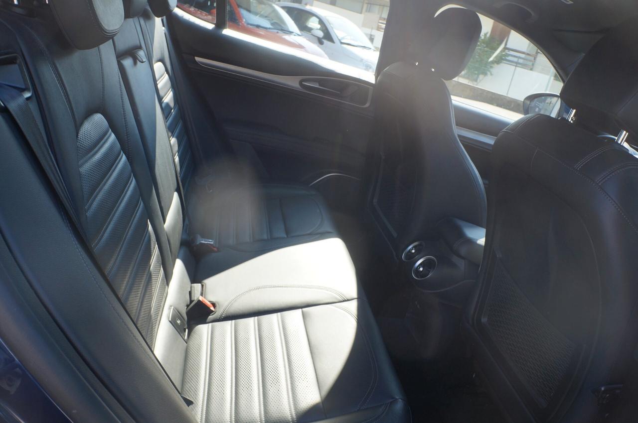 Alfa Romeo Stelvio 2.2 Turbodiesel 210 CV AT8 Q4 Executive PACK SPORT