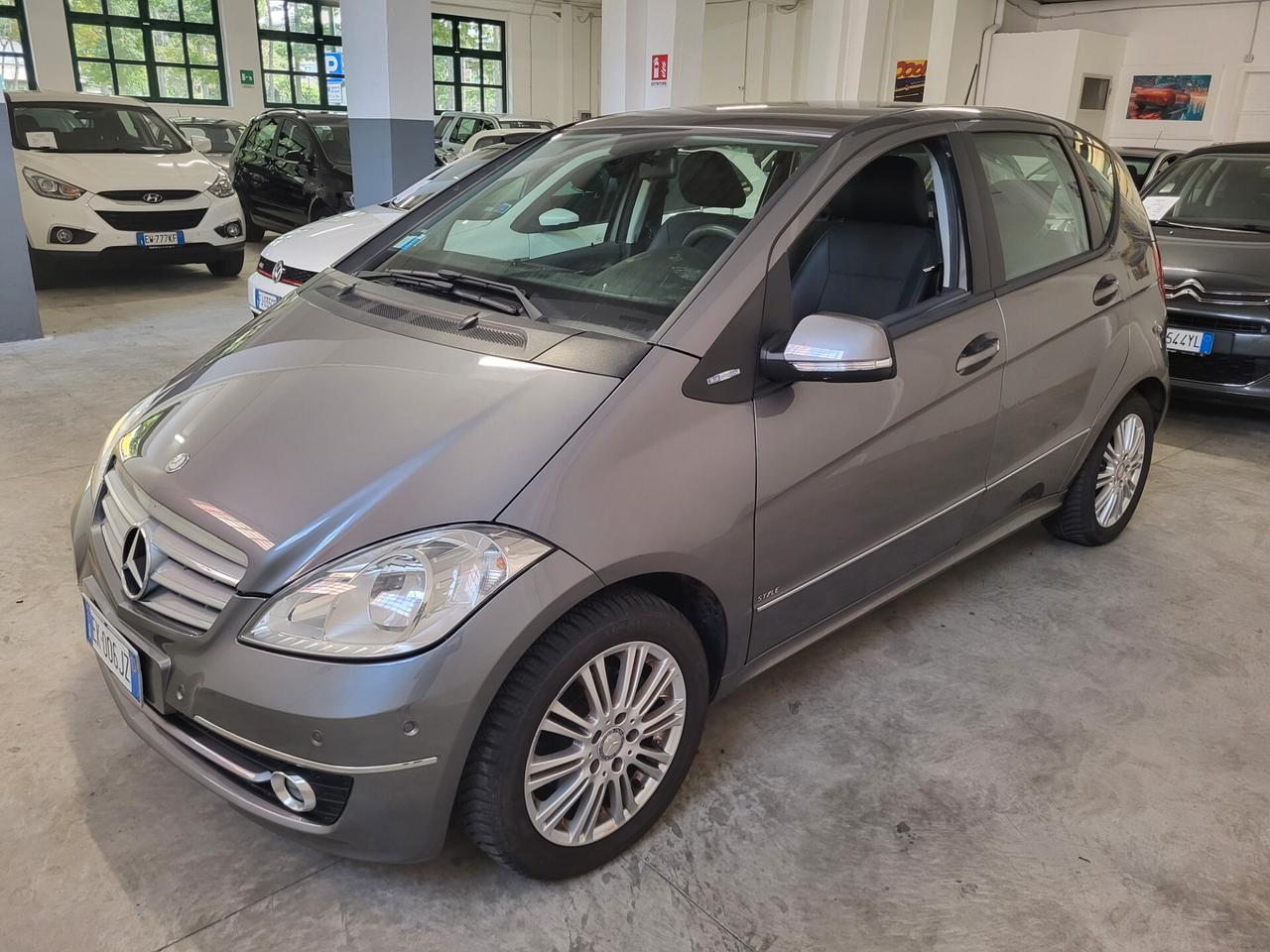 Mercedes-benz A 160 BlueEFFICIENCY Coupé Elegance