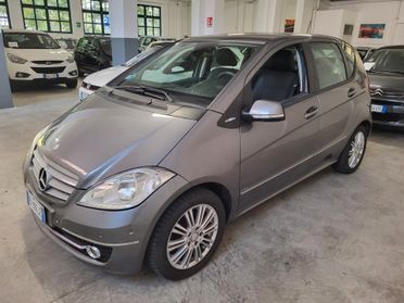 Mercedes-benz A 160 BlueEFFICIENCY Coupé Elegance