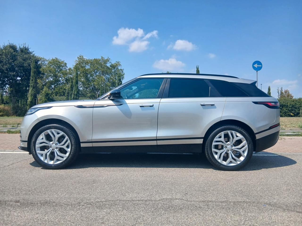 Land Rover Range Velar 2.0 TD4 180 CV R-Dynamic HSE