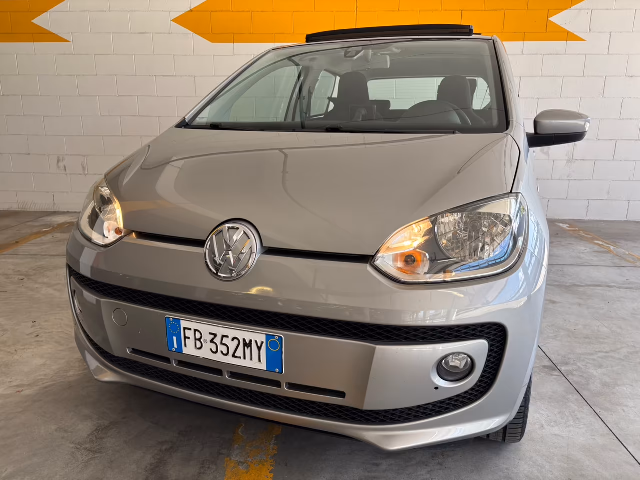 Volkswagen up! 1.0 Benzina/Metano