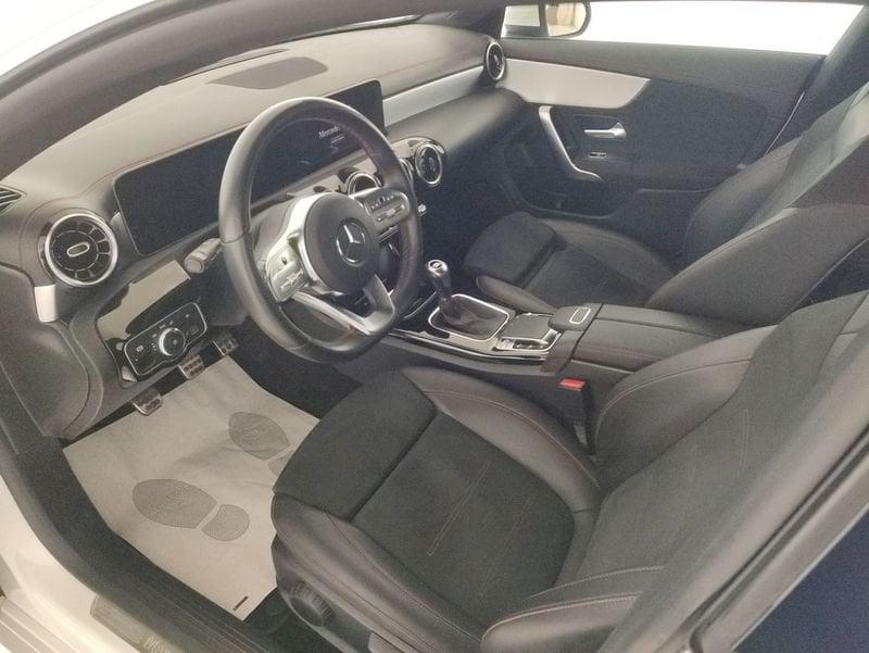 Mercedes-Benz CLA Coupé CLA Coupe 200 Premium