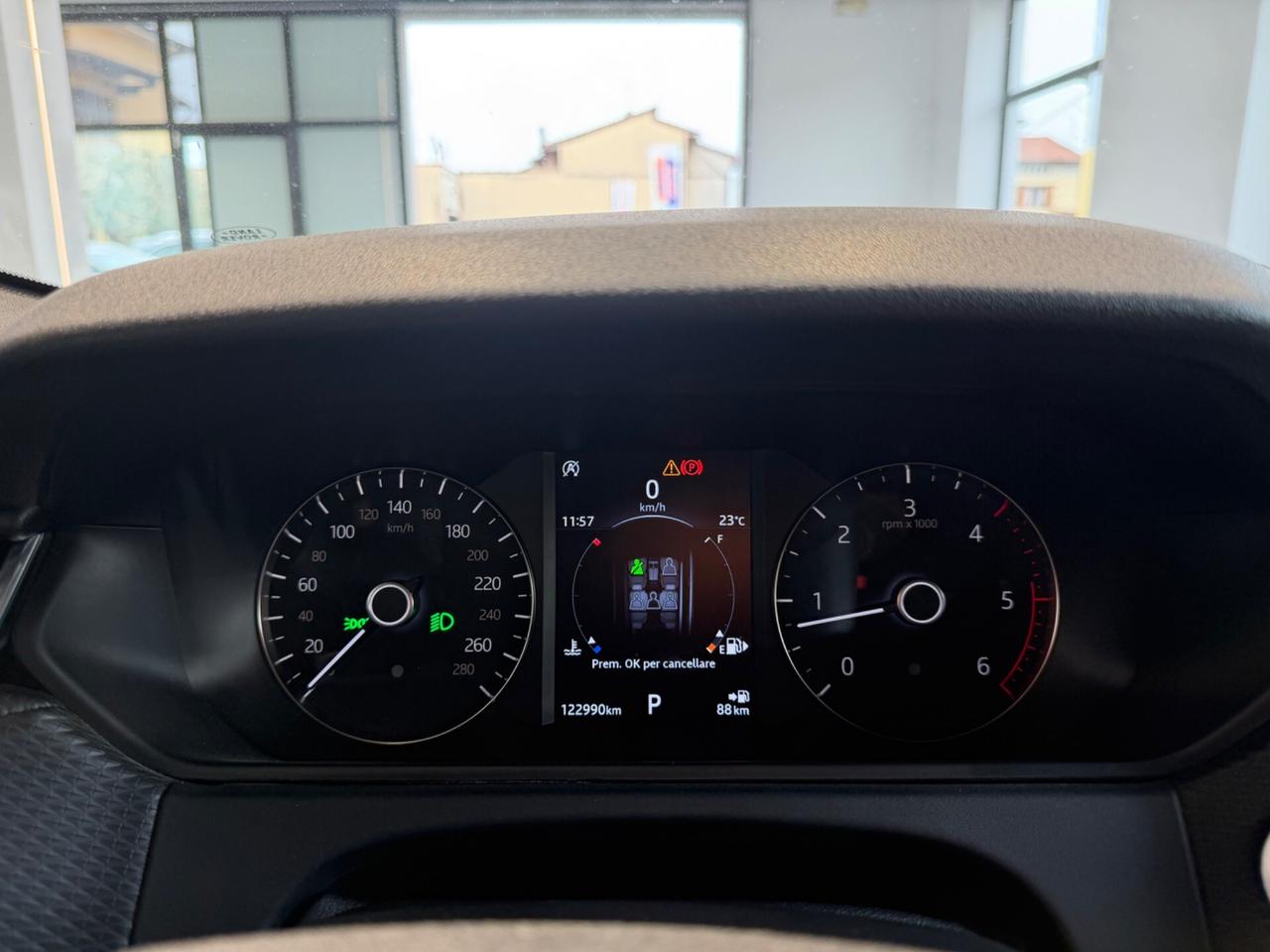 Range Rover Velar 2.0D I4 240 CV R-Dynamic HSE