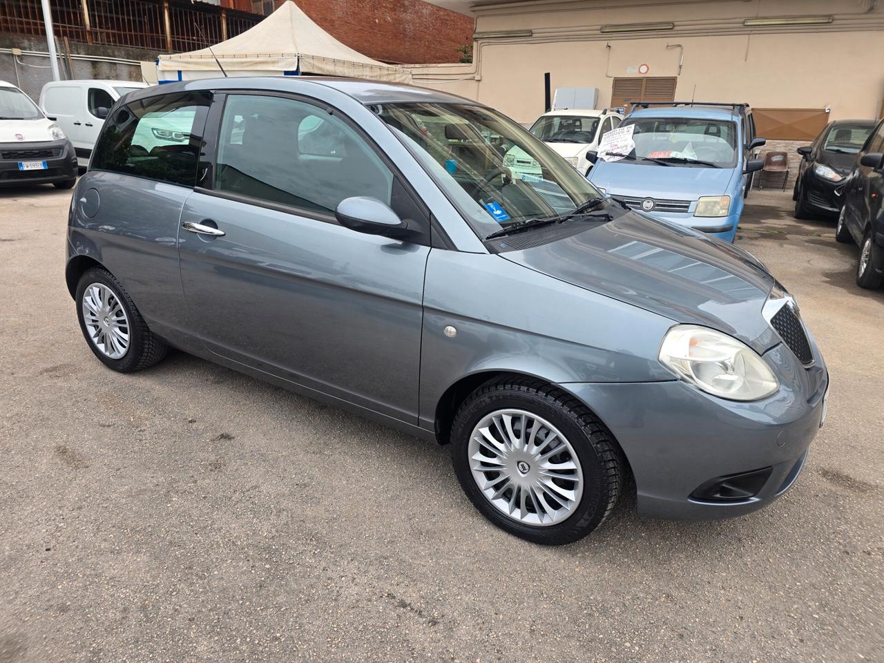 Lancia Ypsilon 1.2 Oro Gpl