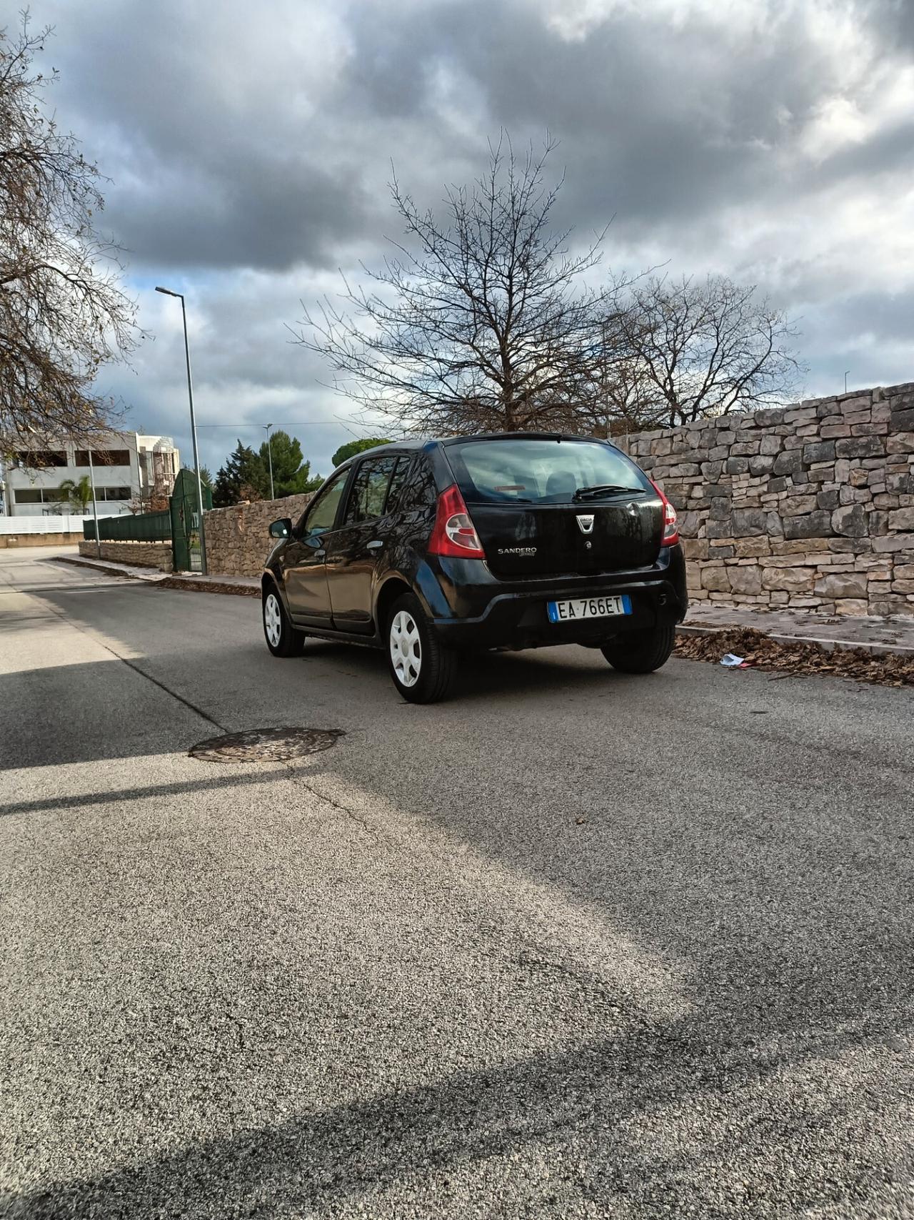 Dacia Sandero 1.4 8V GPL Lauréate ok neopatentati