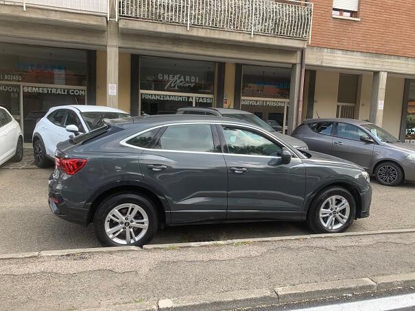 Audi Q3 SPB 35 TDI S tronic Business Plus
